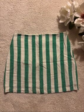 Forever 21 Green and White Striped Linen Mini Skirt